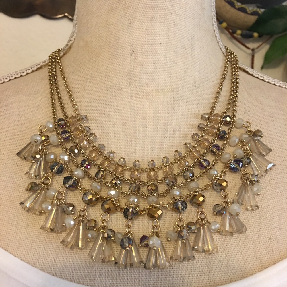 Multi tone faceted glass stone bib necklace